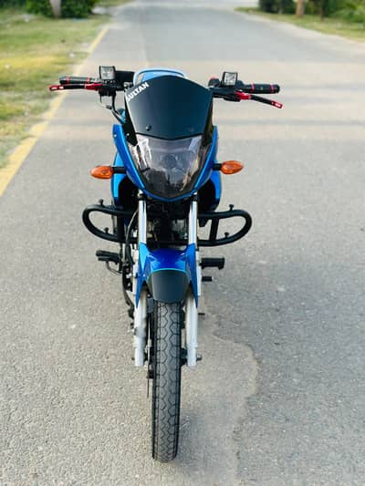YAMAHA YBR 2018 MODEL
