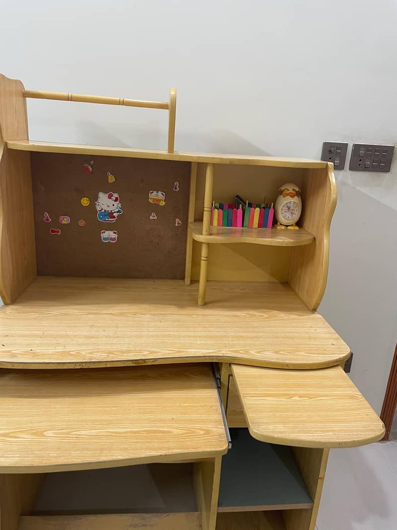 Computer&Study table 2