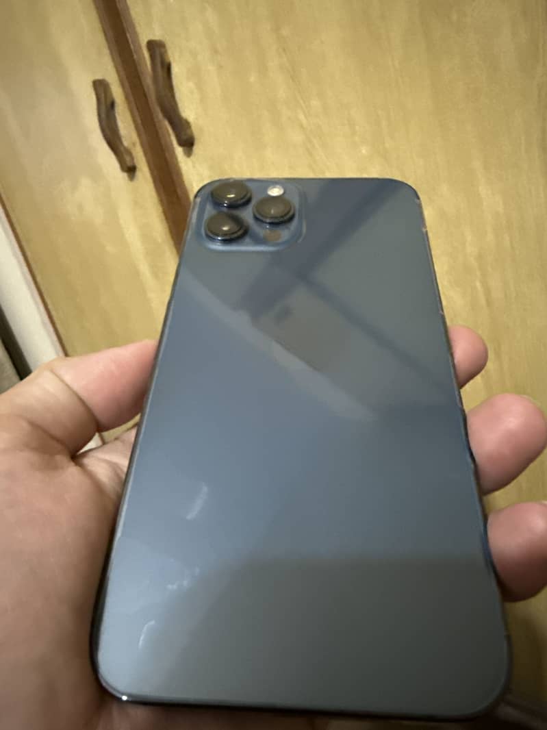 iPhone 12 Pro Max 1