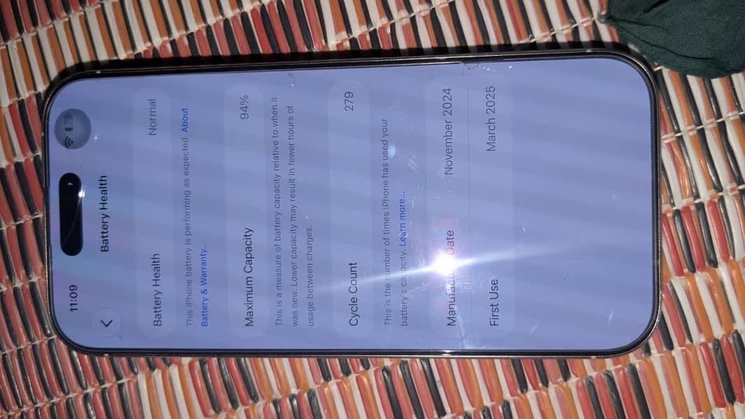 Apple iPhone 16 Pro 2