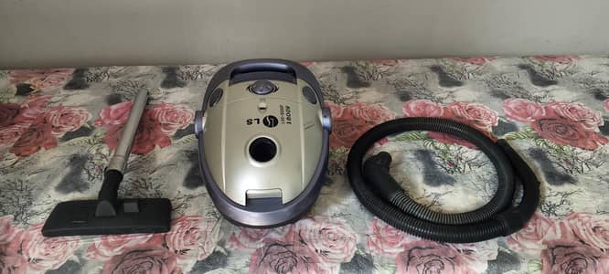 vacuum cleaner