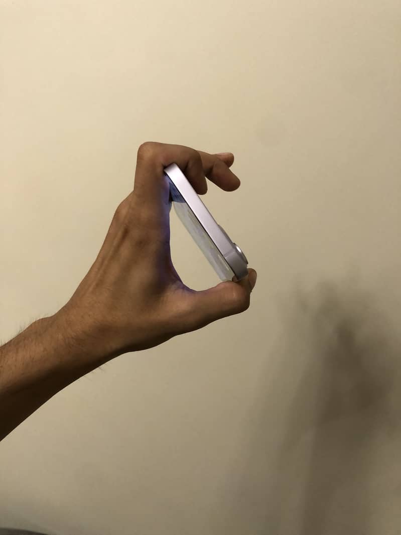 Apple iPhone 14 plus 4