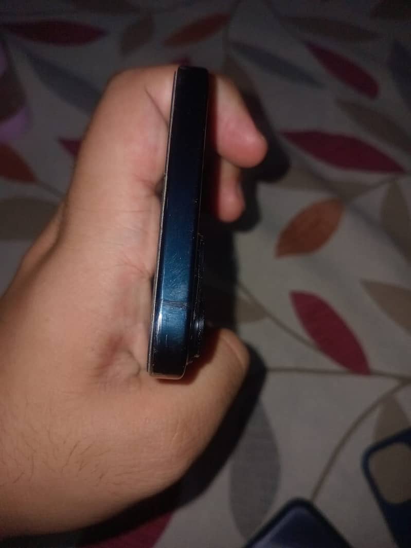 Apple iPhone 15 plus 1