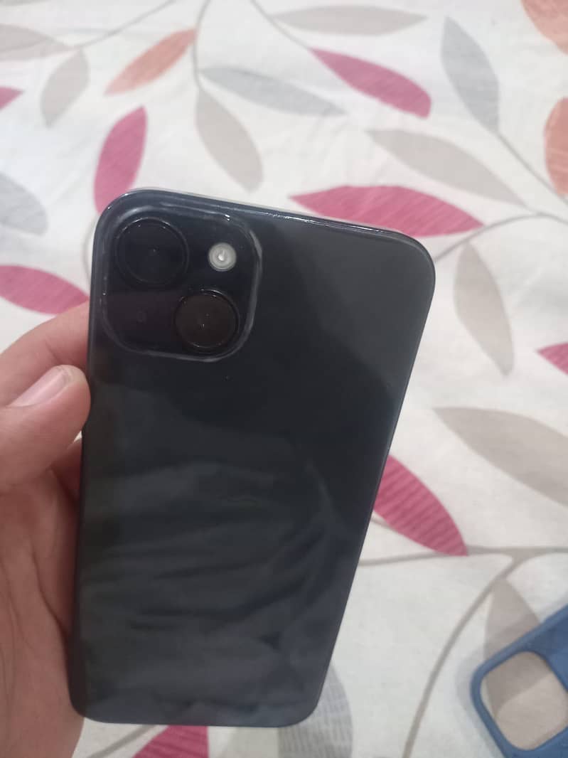 Apple iPhone 15 plus 3