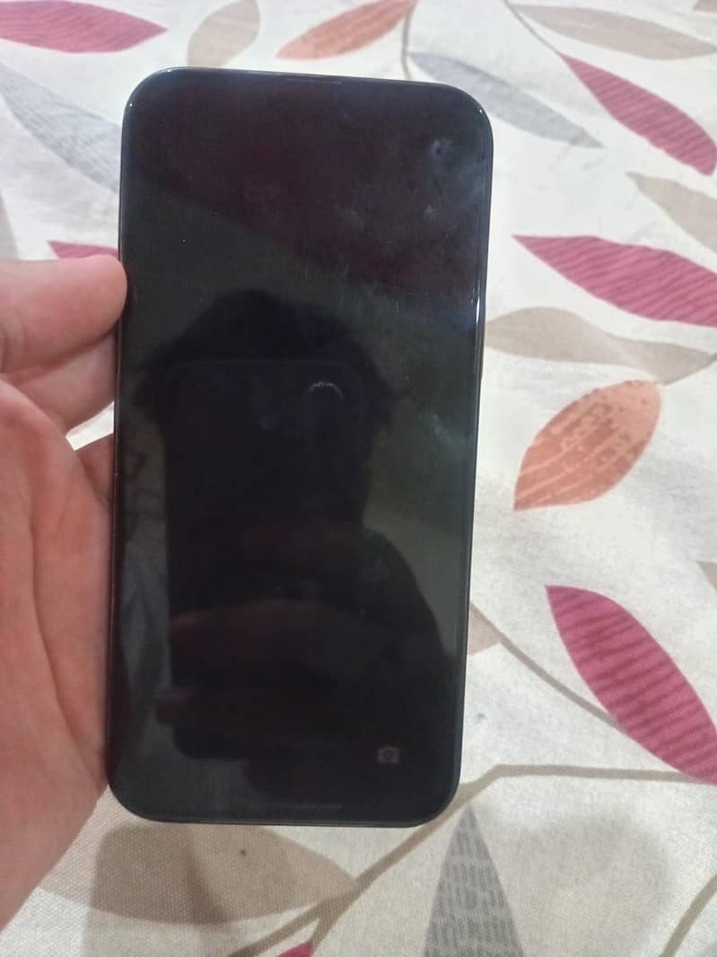 Apple iPhone 15 plus 9