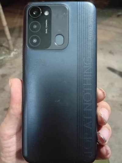 Tecno Spark 8C