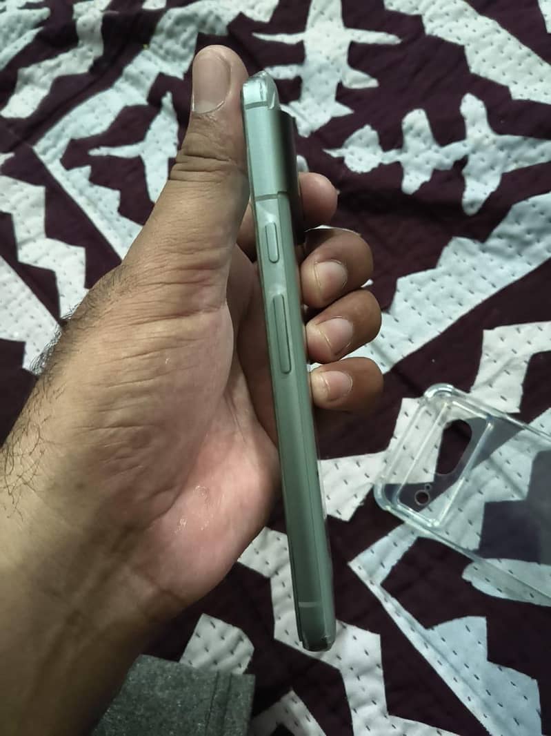 Google Pixel 8 3
