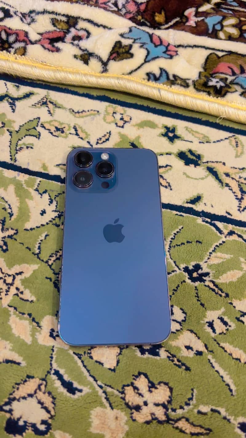 Apple iPhone 14 Pro Max 2