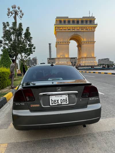 Honda Civic Oriel 2003