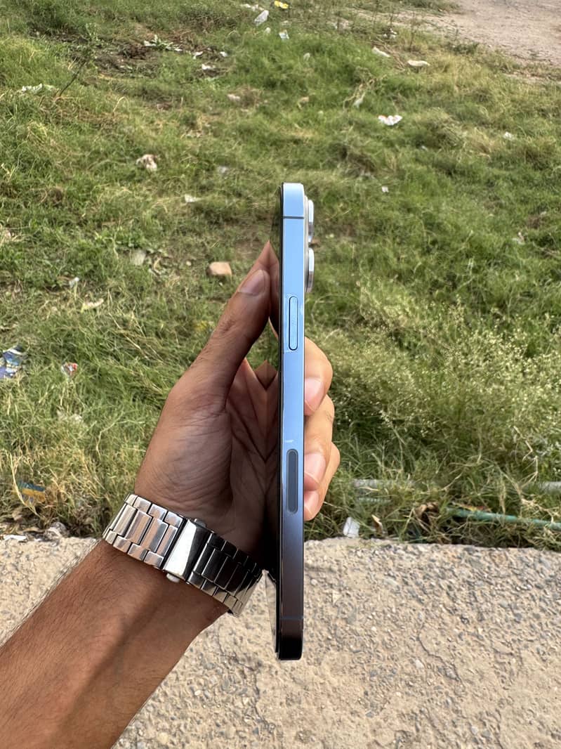 Iphone 13Pro Max Approved 4