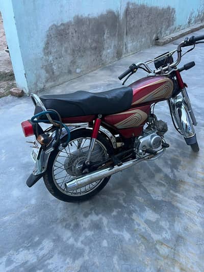 Honda CD70 model 23