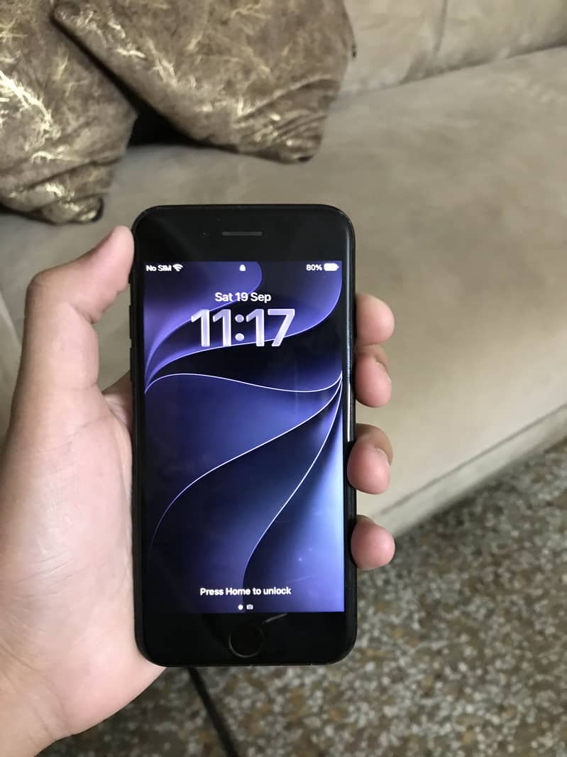 Apple iPhone SE 0