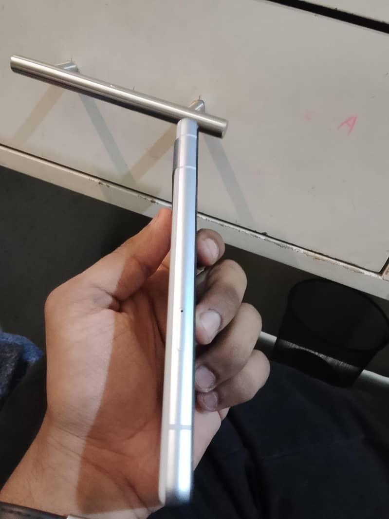 Google Pixel 7a 2