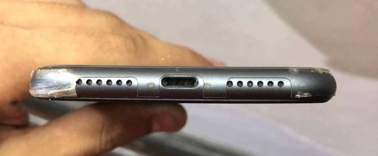 Apple iPhone 11 5