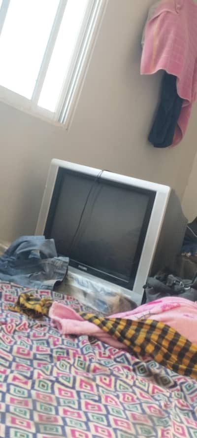 philips tv for sale only 6500 all good