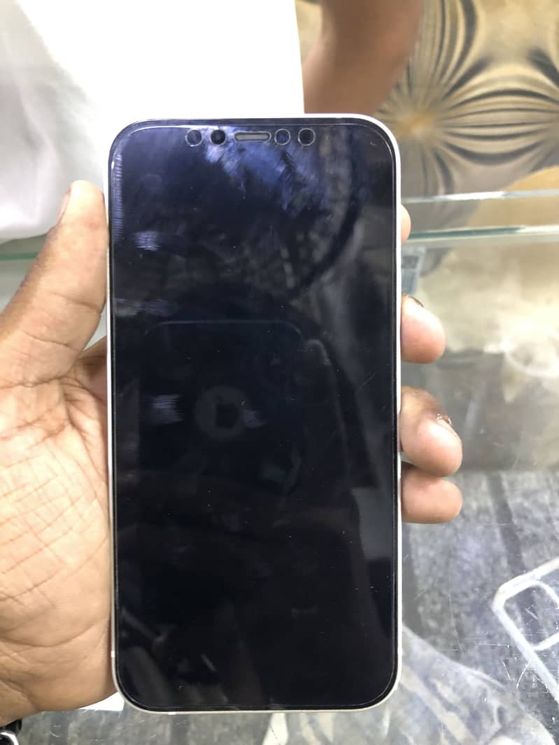 Apple iPhone 12 0