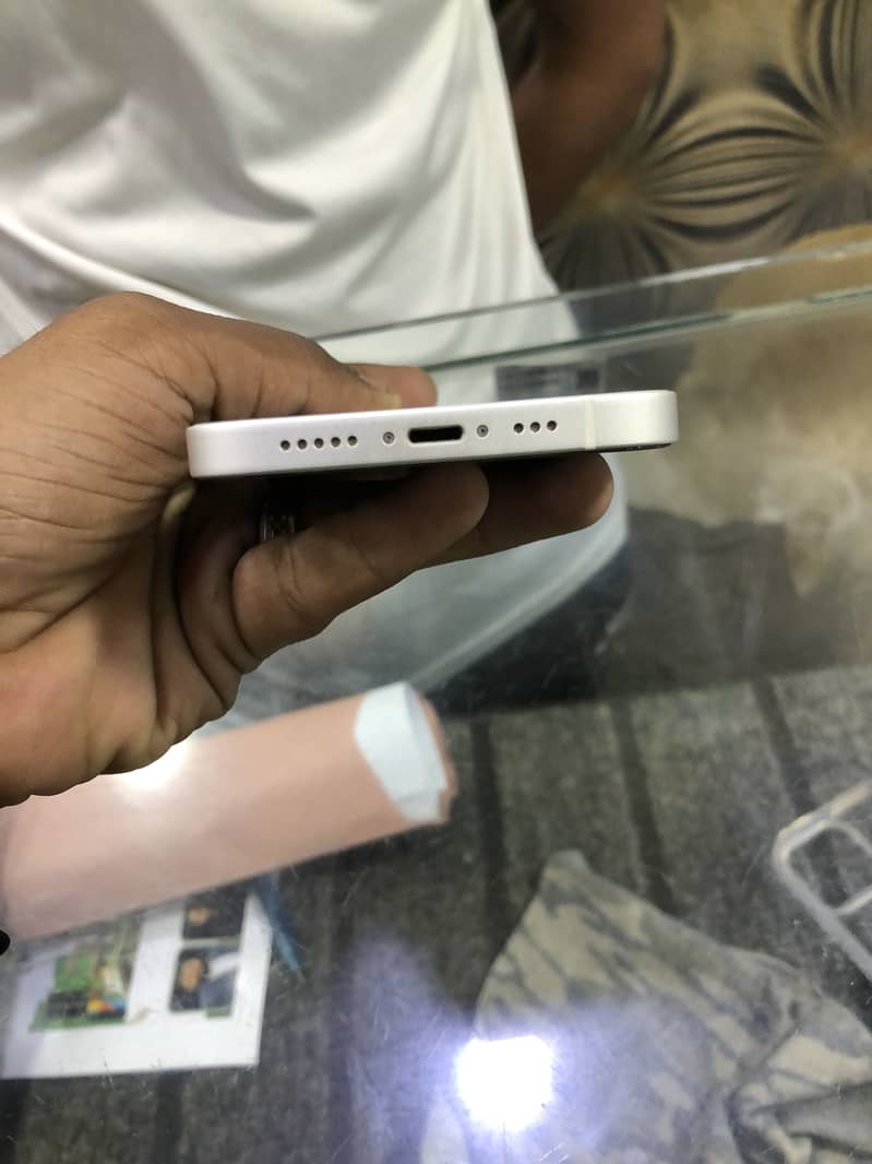 Apple iPhone 12 5