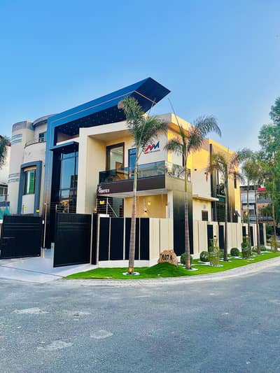 10 Marla Corner House Ultra Pro Max Front Elevation