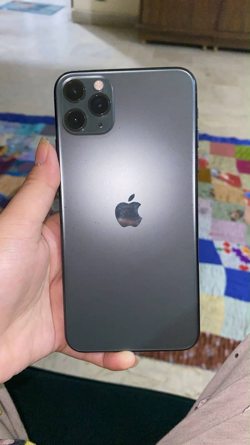 Apple iPhone 11 Pro Max 1