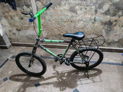 sycle baby for sale, new ha,some. days used. 03338043873