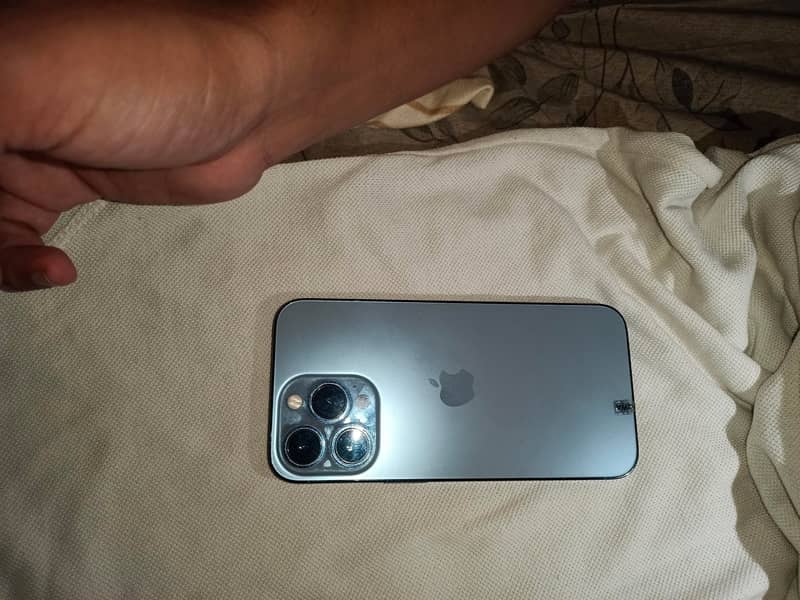 Apple iPhone 13 Pro 6
