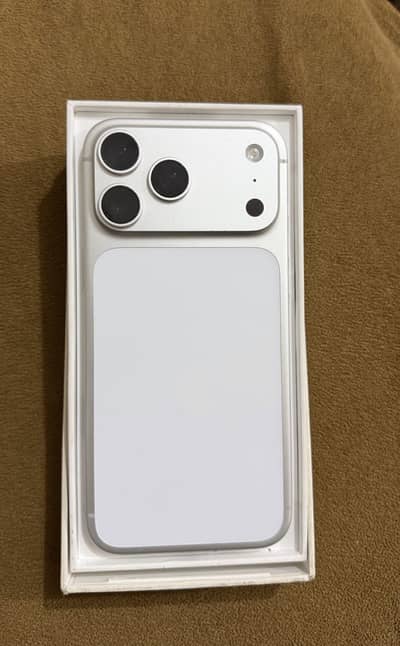 iPhone 17 Pro Max