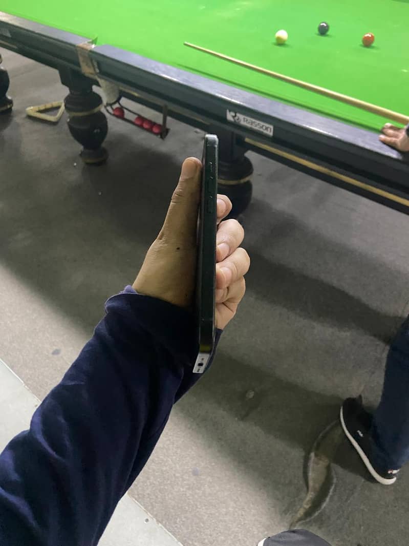 Apple iPhone 15 2