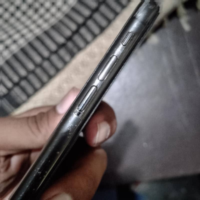 Apple iPhone X 0