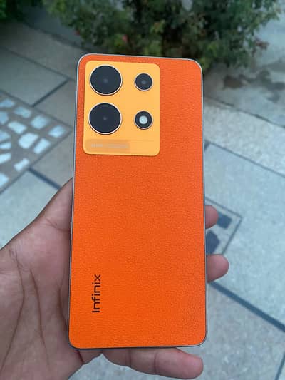 Infinix Note 30