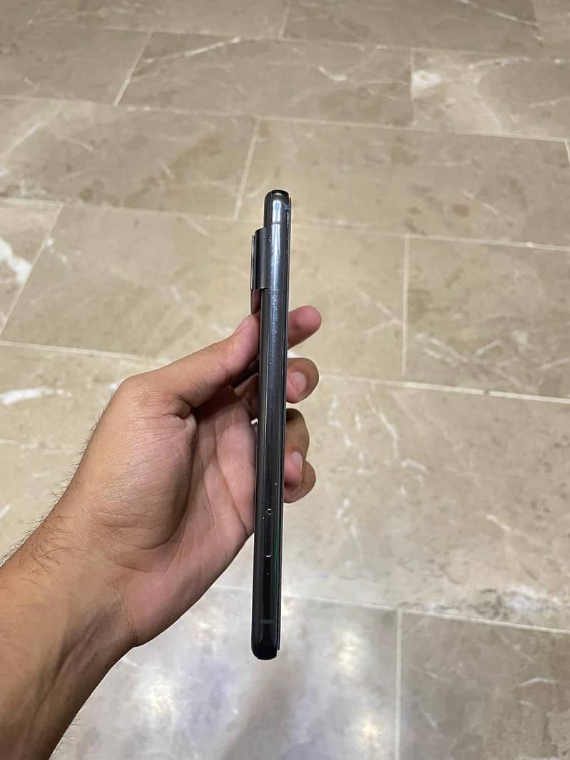 Google Pixel 8 Pro 2