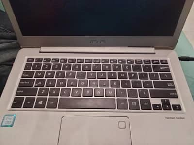 Asus ZenBook UX330UAK Core i5 7th Gen 8GB RAM 256 SSD