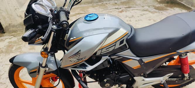 cb 150 f