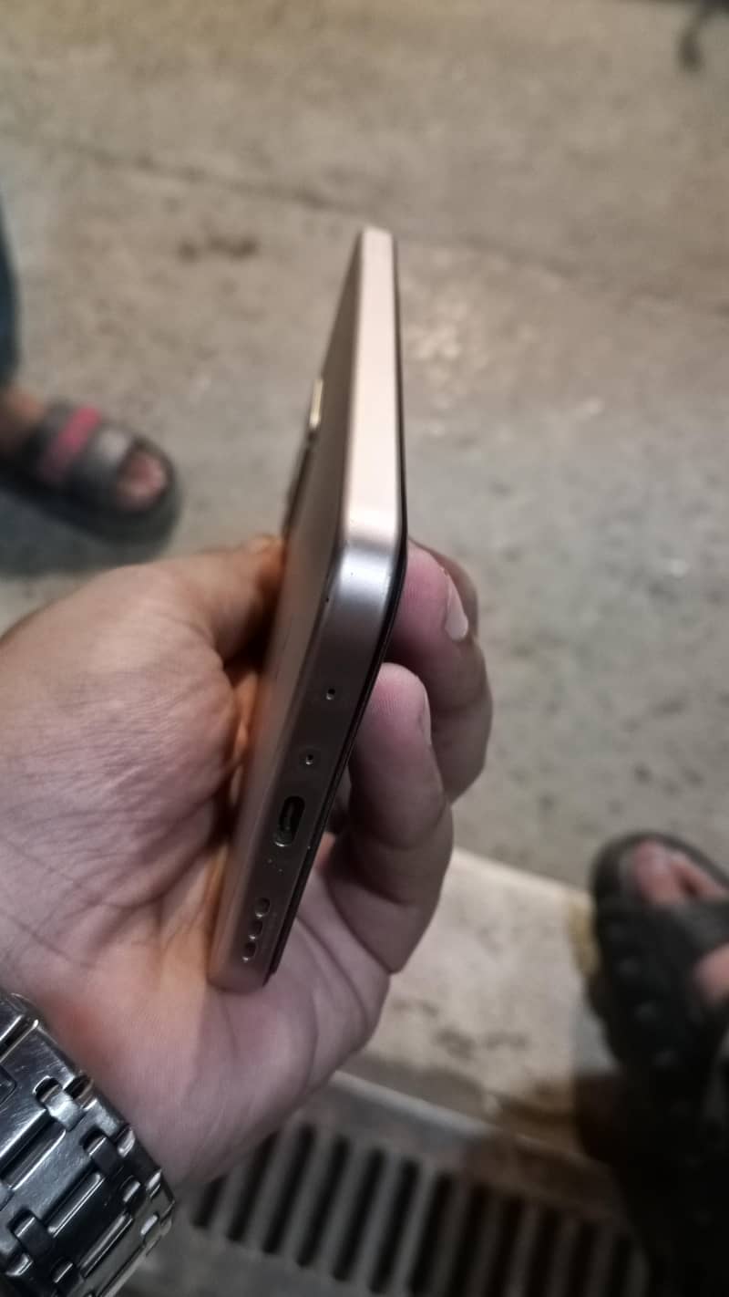 OPPO A6 1