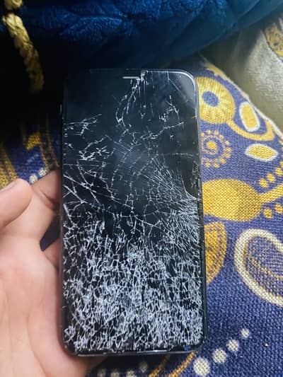 Apple iPhone XR