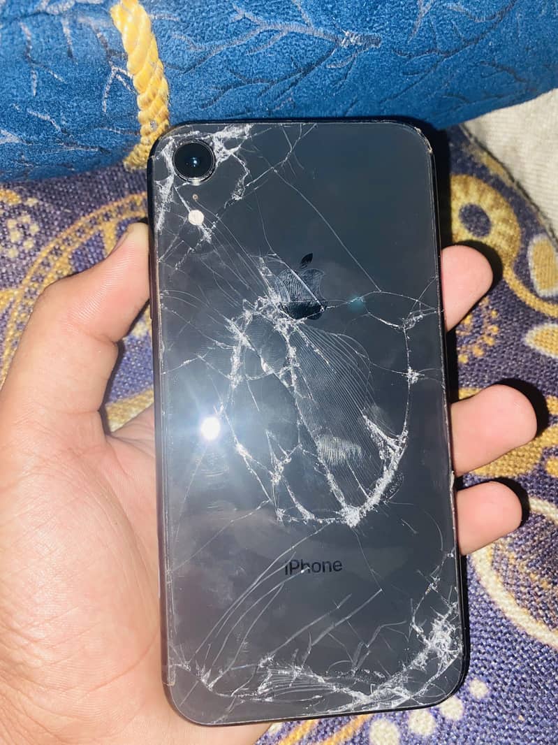 Apple iPhone XR 2