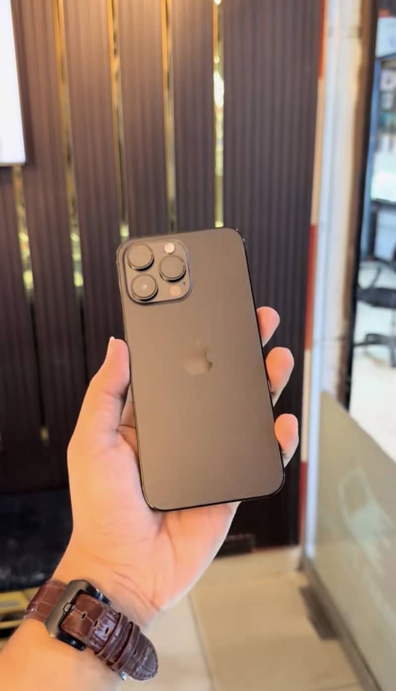 IPHONE 14 PRO MAX 1