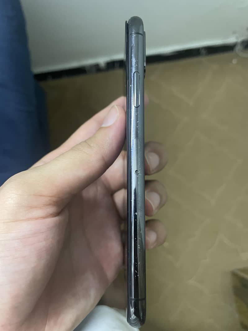 Apple iPhone X 2