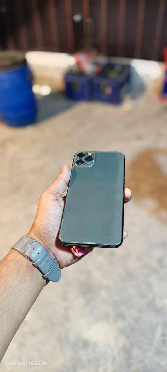 Apple iPhone 11 Pro Max 1