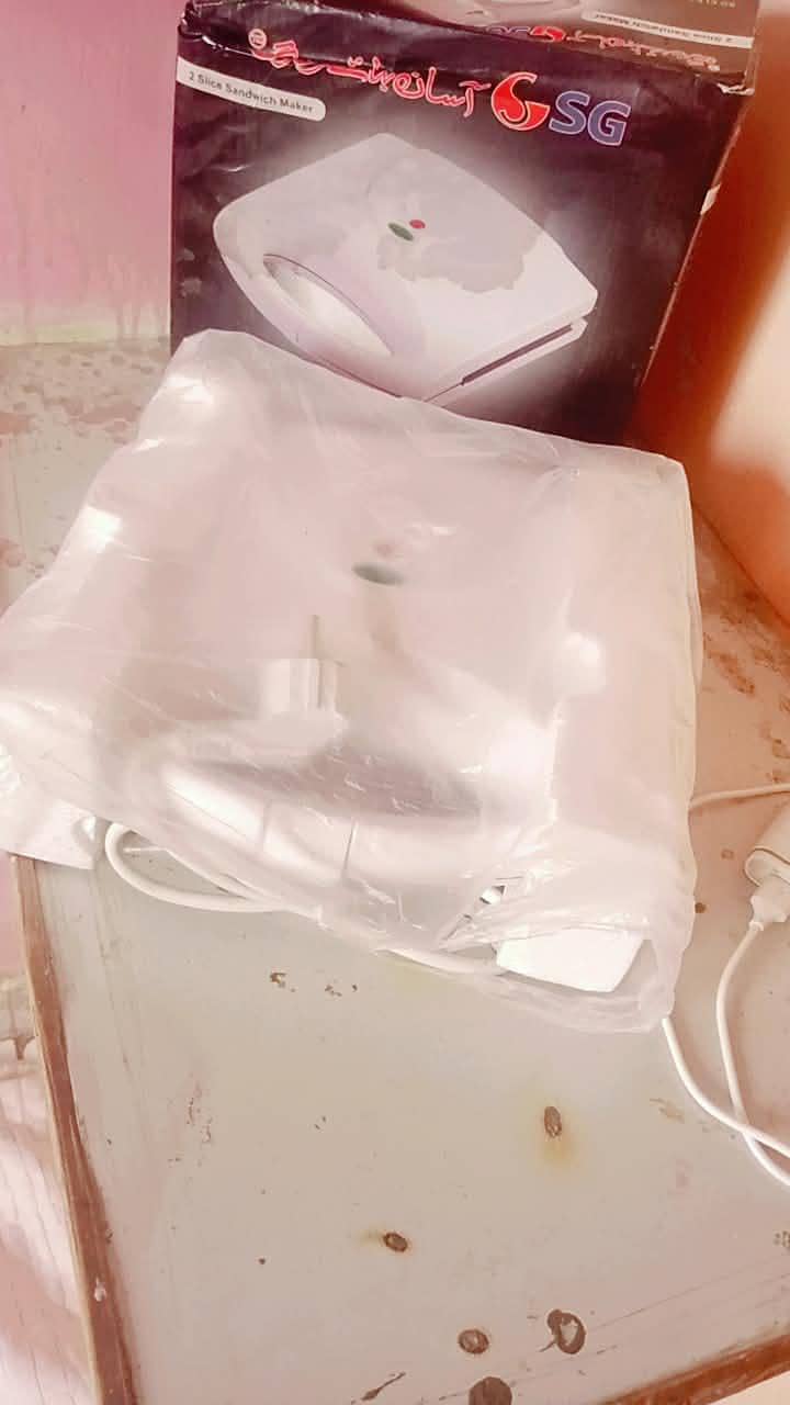 Sandwich Maker 5