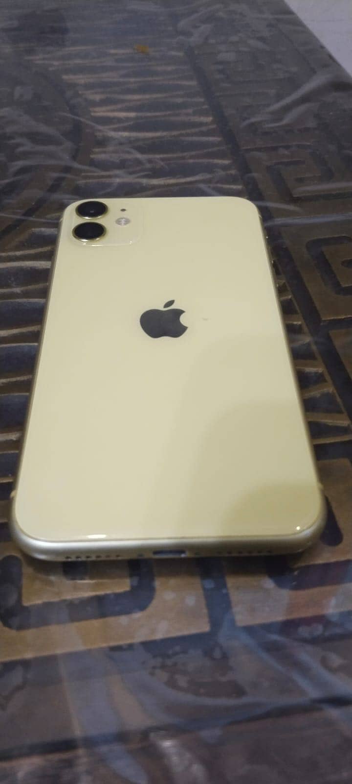 Apple iPhone 11 0