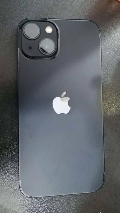 Apple iPhone 13 2