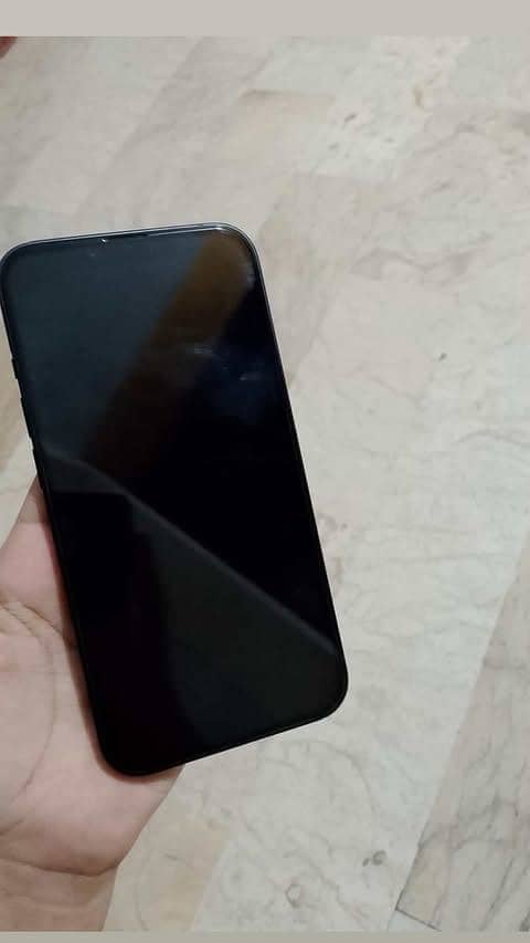 Apple iPhone 13 3