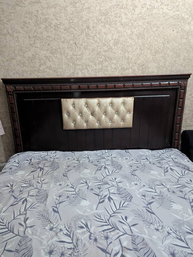 KinG Size complete bed set 1