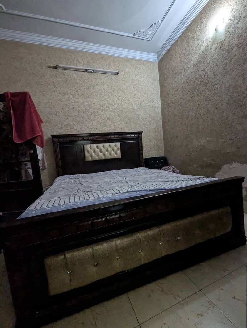 KinG Size complete bed set 2