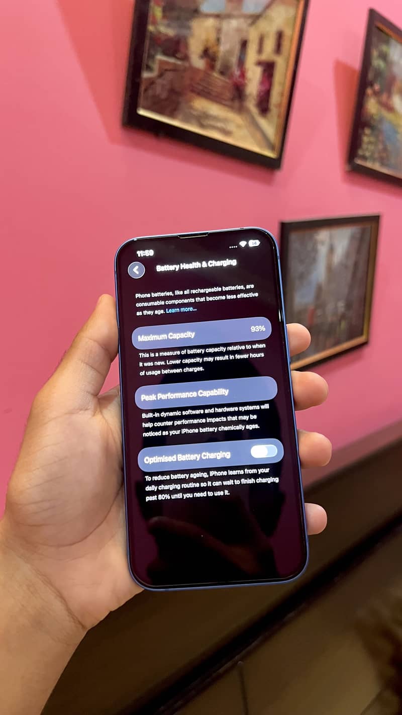 Apple iPhone 13 4