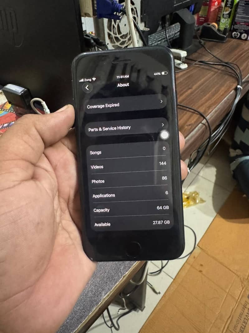 Apple iPhone SE 0