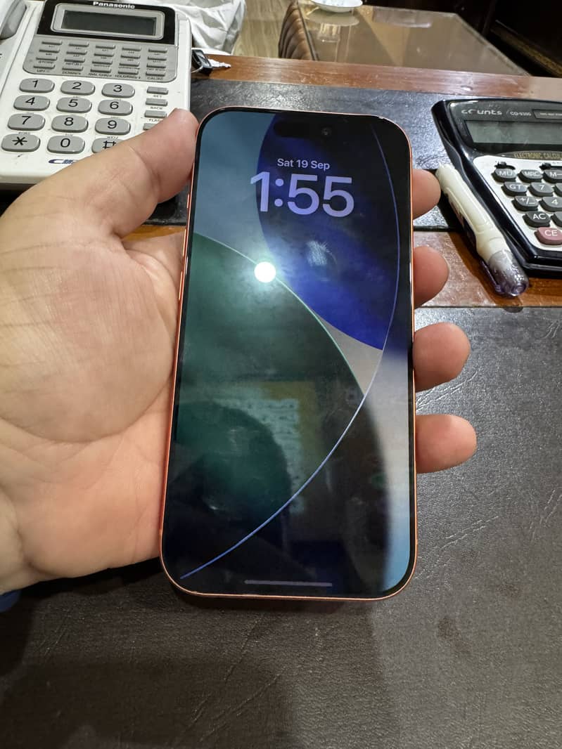 Apple iPhone 17 Pro 2