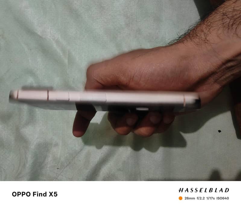 Google Pixel 8 2