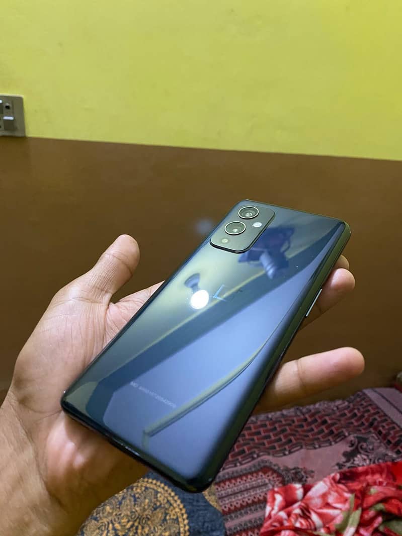 One Plus 9 5