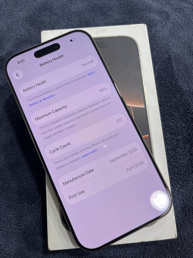 Apple iPhone 16 Pro 2